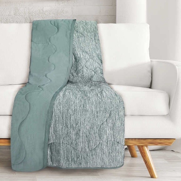 Sutton Place Cooling Throw ผ้าห่มสำหรับคนขี้ร้อน แต่ชอบห่มผ้า ขนาด 150X180 cm.