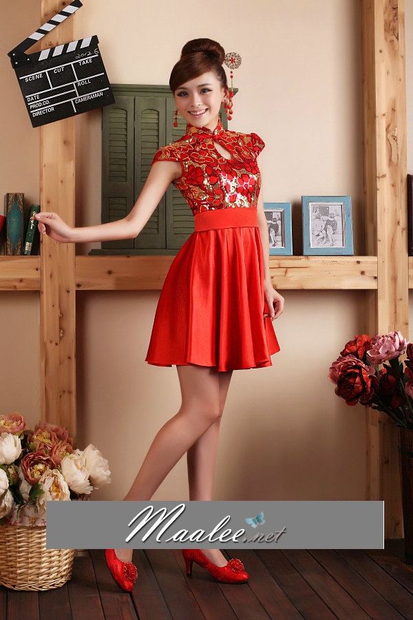 พร้อมเช่า ชุดกี่เพ้า ชุดจีน ชุดแฟนซี สีแดง กระโปรงผ้าซาติน พร้อมเช่า