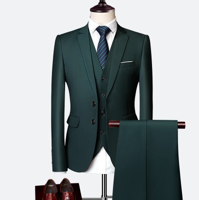 Pre-order ชุดสูทชาย 2 กระดุม สีเขียวเข้ม รุ่น Slim fit
