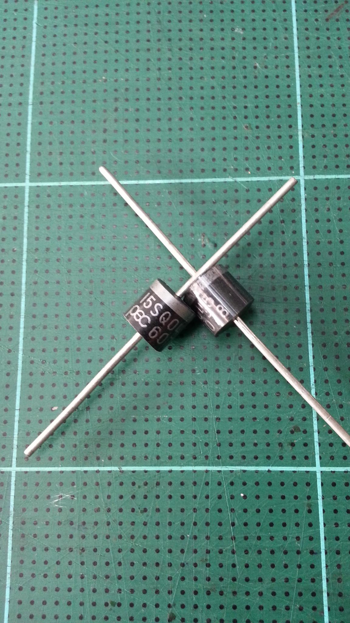 15SQ045 Schottky Barrier