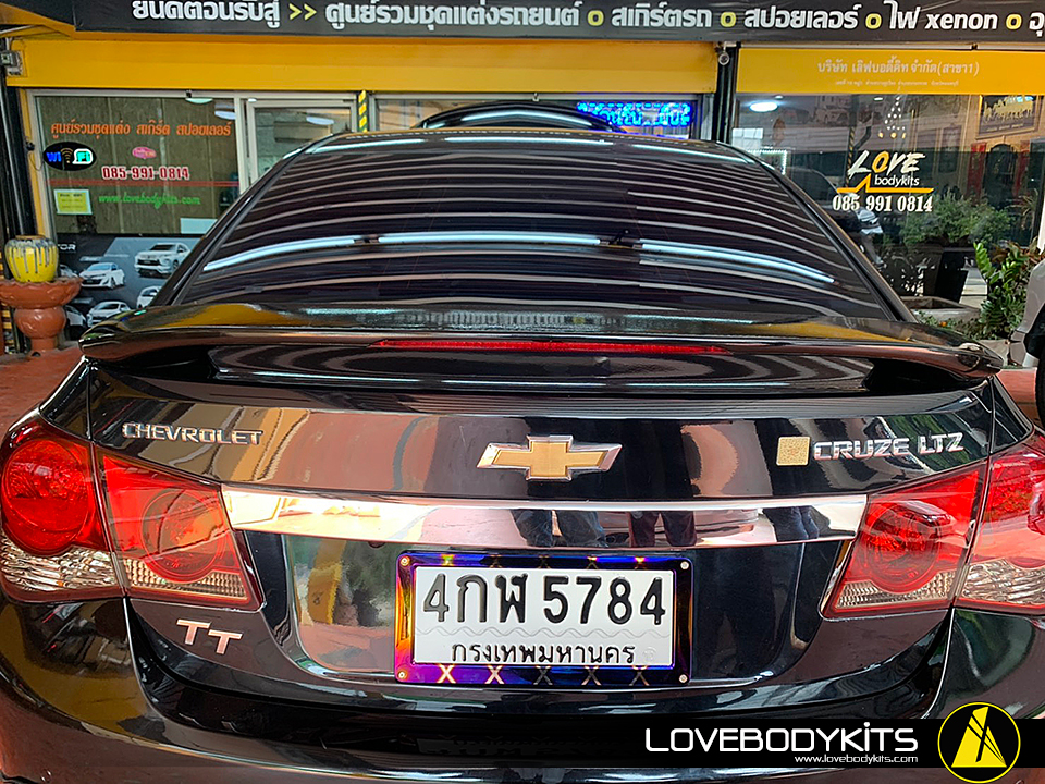 สปอยเลอร์ยกมีไฟเบรค : CRUZE 2011