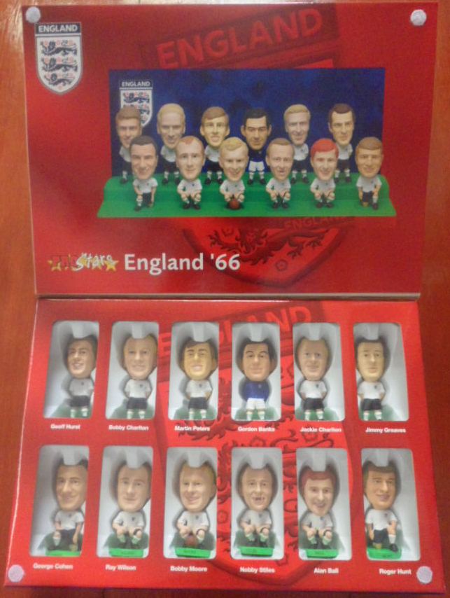 ตุ๊กตาโมเดลนักฟุตบอล ทีมแพ็ค 12x ทีมชาติอังกฤษ โครินเธียน โปรสตาร์ - World Cup 1966 Champions Fan Favorites ใหม่ / 12x ENGLAND National Football Team Corinthian ProStars Football Figure Team Pack - World Cup 1966 Champions Fan Favorites NEW