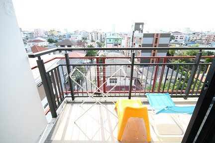 ให้เช่าคอนโด อมันตา รัชดา ชั้น 6 ขนาด 84 ตร.ม.2 ห้องนอน เฟอร์ครบ มีเครื่องซักผ้า พร้อมอยู่