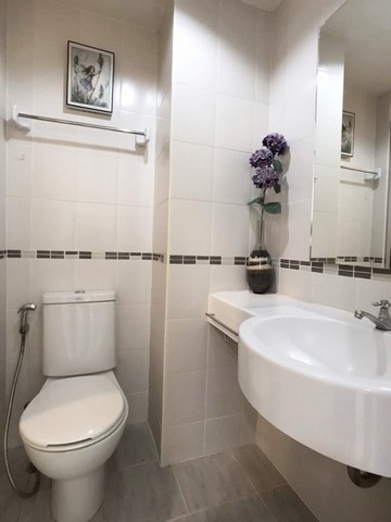 ให้เช่าคอนโด ลุมพินี วิลล์ รามอินทรา-หลักสี่ ชั้น 9 ห้อง 25 ตรม.วิวสระ เฟอร์ครบ ใกล้เซ็ลทรัลรามอินทรา