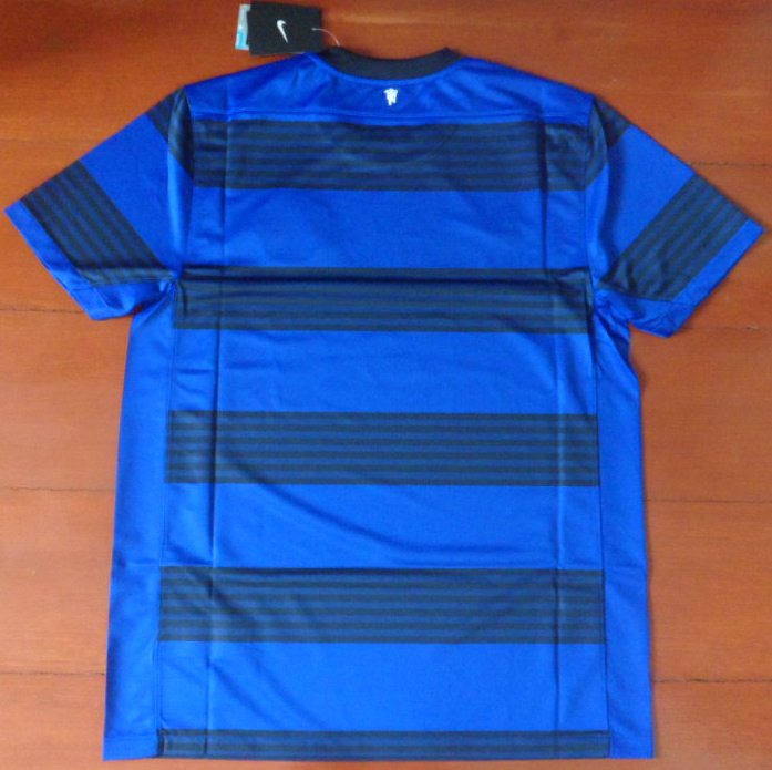 เสื้อฟุตบอล ทีมสโมสรแมนเชสเตอร์ ยูไนเต็ด ชุดเยือน 2011/12 ใหม่ L-Size / MANCHESTER UNITED Football Shirt Away Kit 2011/12 Jersey NEW L-Size