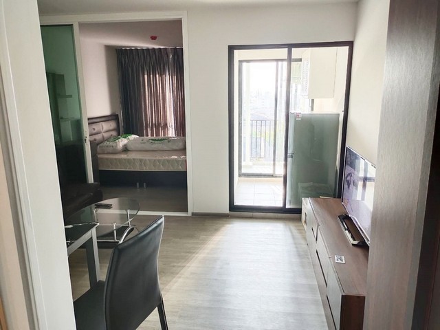 ให้เช่าคอนโด รีช พหลโยธิน 52 ชั้น 8 ห้อง 30 ตรม.ห้องใหม่ ใกล้ BTS สะพานใหม่ เฟอร์ครบ