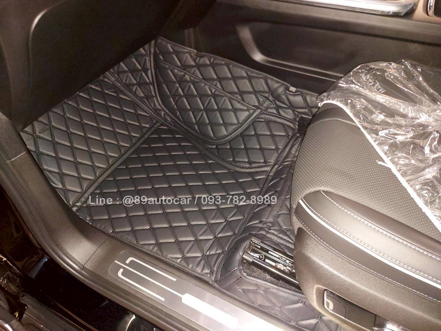 พรมรถยนต์ Tank300 ปูพรม6D ด้ายเดี่ยว สีดำด้ายดำ 6 ชิ้น เต็มคัน