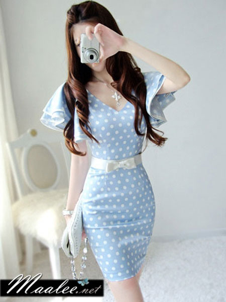 พร้อมส่ง ชุดเดรสสั้น แซก ลายจุด Polka dot สีฟ้า-ขาว แขนย้วย ผ้ามันนิดๆ