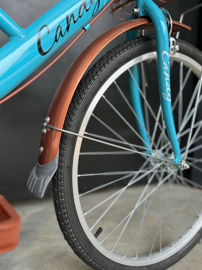 CANDY bicycle model SWEET MODEL2024, 24-inch wheels, HI TEN STEEL frame.