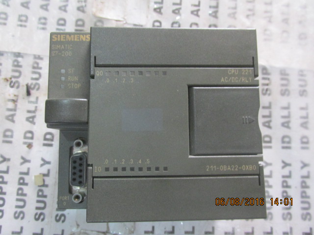 PLC “ SIEMENS ” รุ่น 6ES7 211-0BA22-0XB0