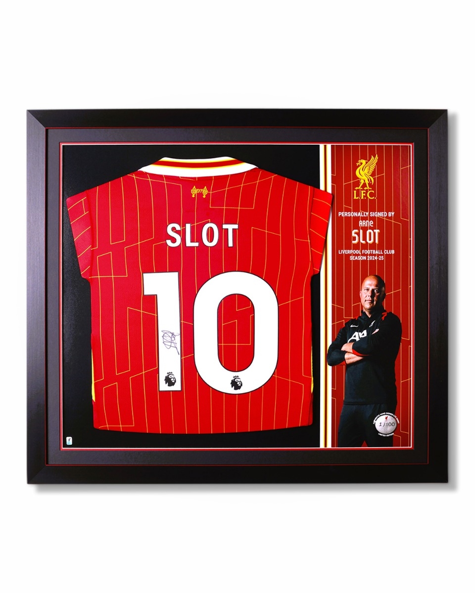 เสื้อลิเวอร์พูล 2024 2025 ลายเซ็นต์อาร์เน่ สล็อต Arne Slot มีใบรับรองลายเซ็นต์มือ ใส่กรอบเรียบร้อยของแท้