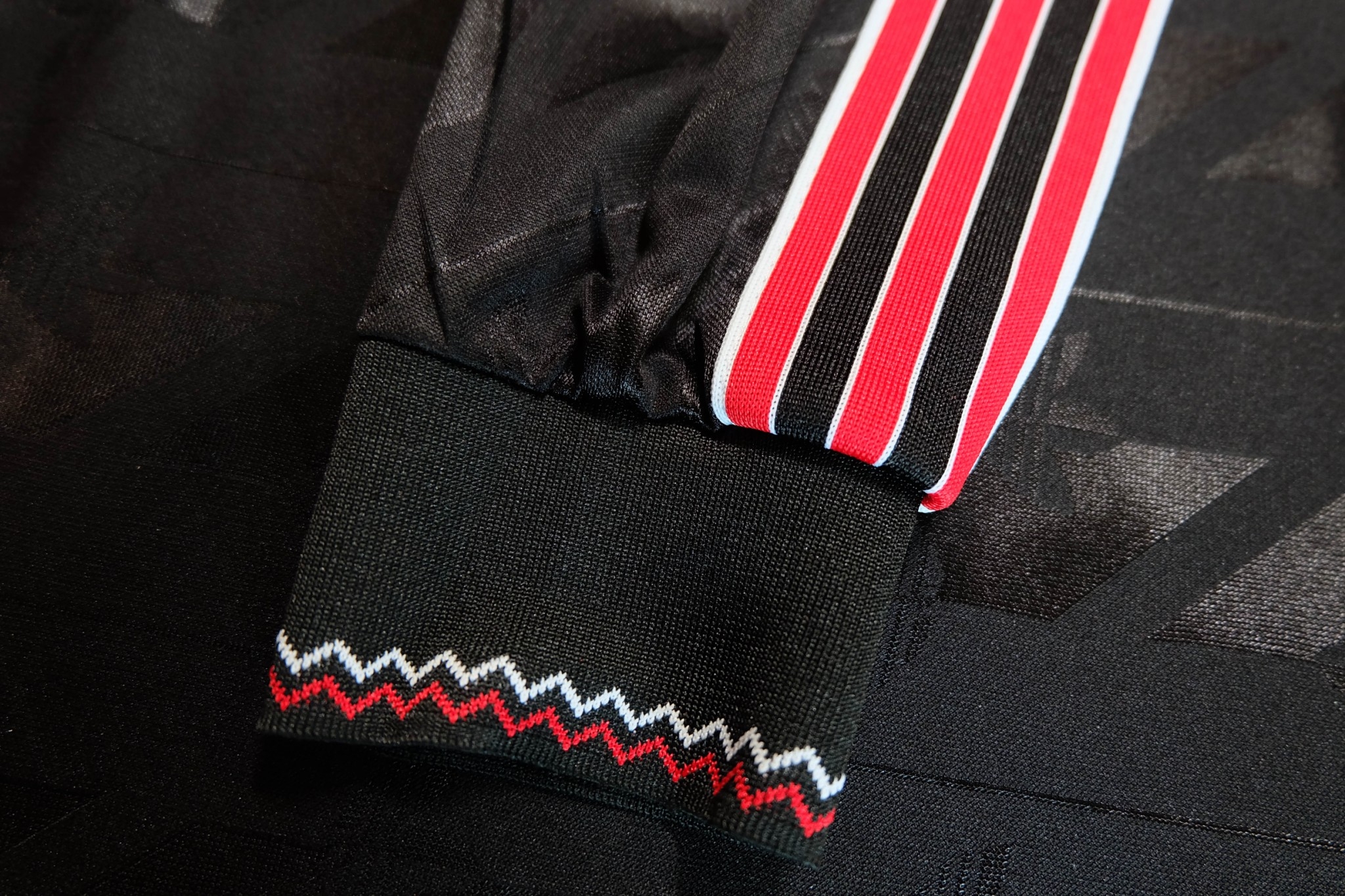 Manchester United LFSTLR เสื้อแมนยูดำ Original แขนยาว 2024/25