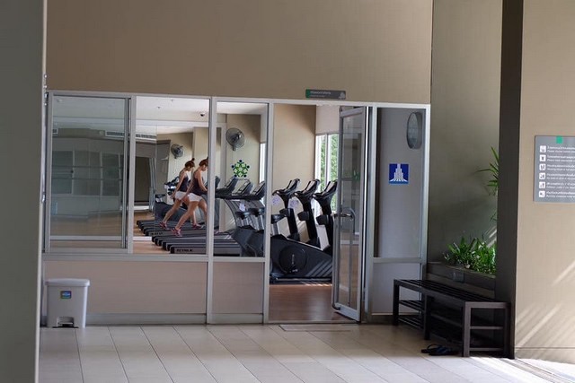 ให้เช่าคอนโดลุมพินี พาร์ค นวมินทร์-ศรีบูรพา ตึกC2 ชั้น 14 ห้อง 23 ตร.ม.ห้องสวย เฟอร์ครบ พร้อมอยู่