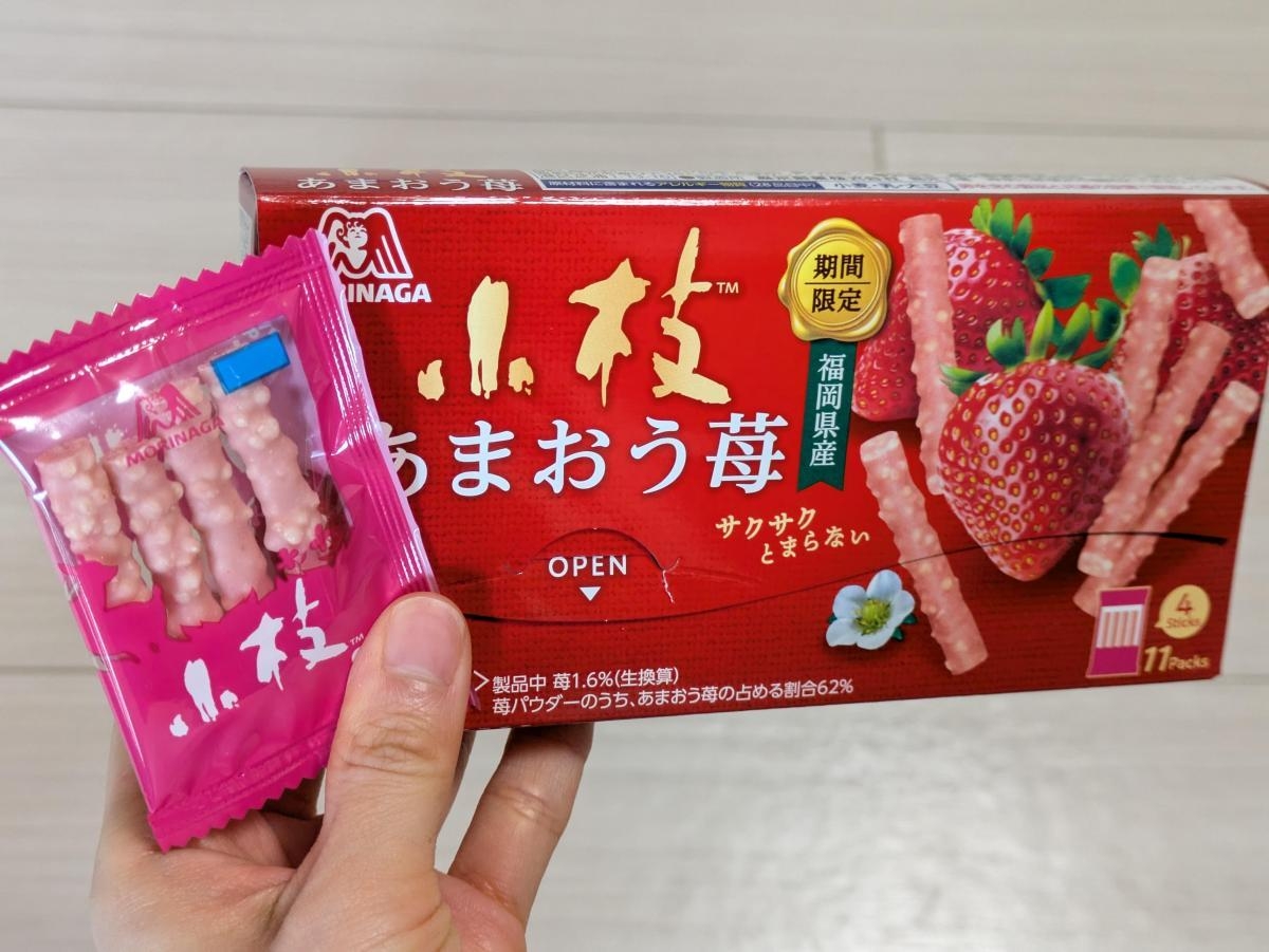 Morinaga Amaou Strawberry Limited ครีมไวท์ช็อคโกแลตสติ๊ก พร้อมช็อกโกแลตและสตรอเบอร์รี่