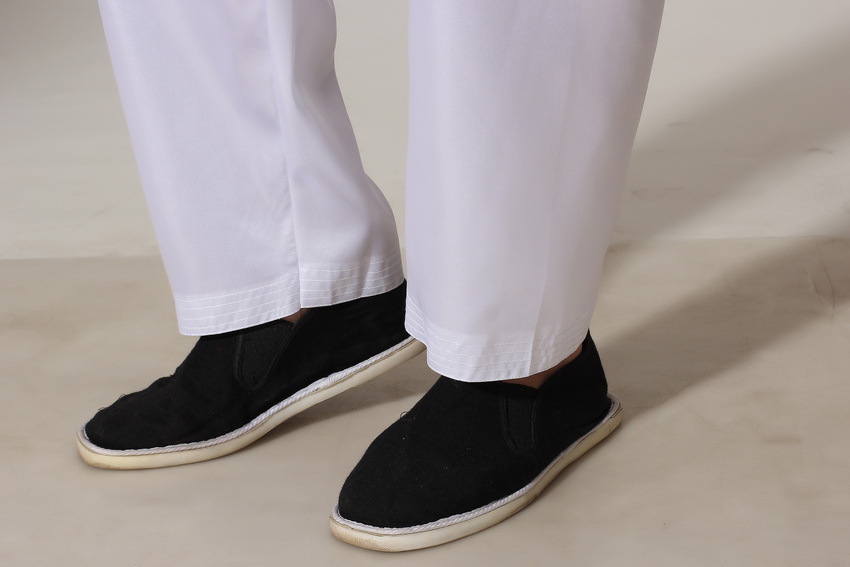 Pre-order ชุดจีนชาย แขนยาว สีขาว