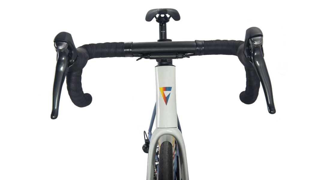 จักรยานเสือหมอบ GIANT PCR LTD 2 ปี 2026 | Shimano Tiagra 2×10 สปีด | ดิสก์เบรกไฮดรอลิก | 8.9 กก.