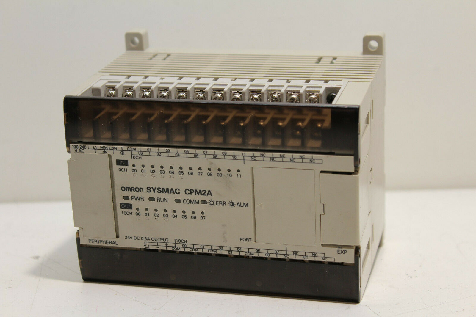 PLC "OMRON " รุ่น CPM2A-20CDR-A