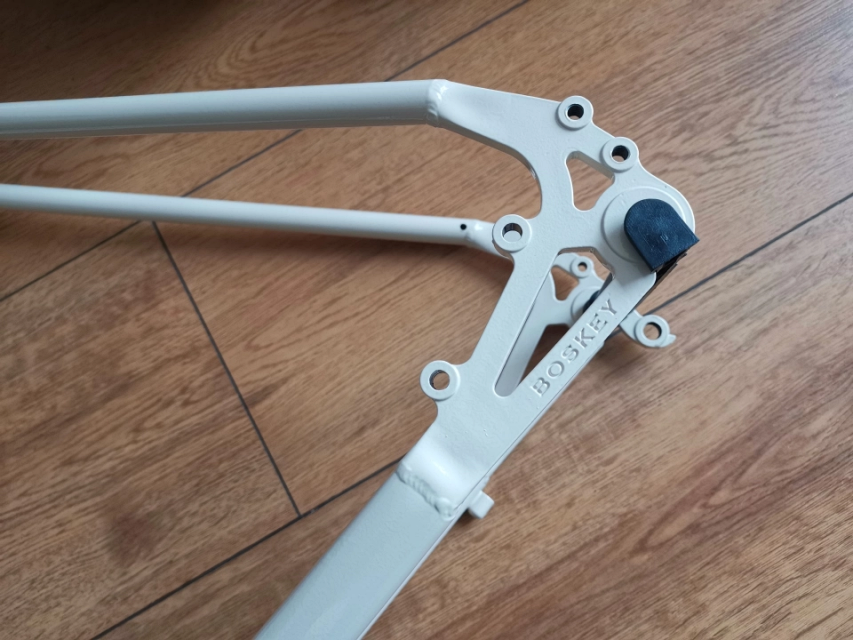 BOSKEY Overlander Cro-Mo 4130 Steel Frame – กรอบจักรยานกราเวลสตีลโครโมลี รับน้ำหนักได้สูง พร้อมช่องติดตั้งดิสก์เบรก