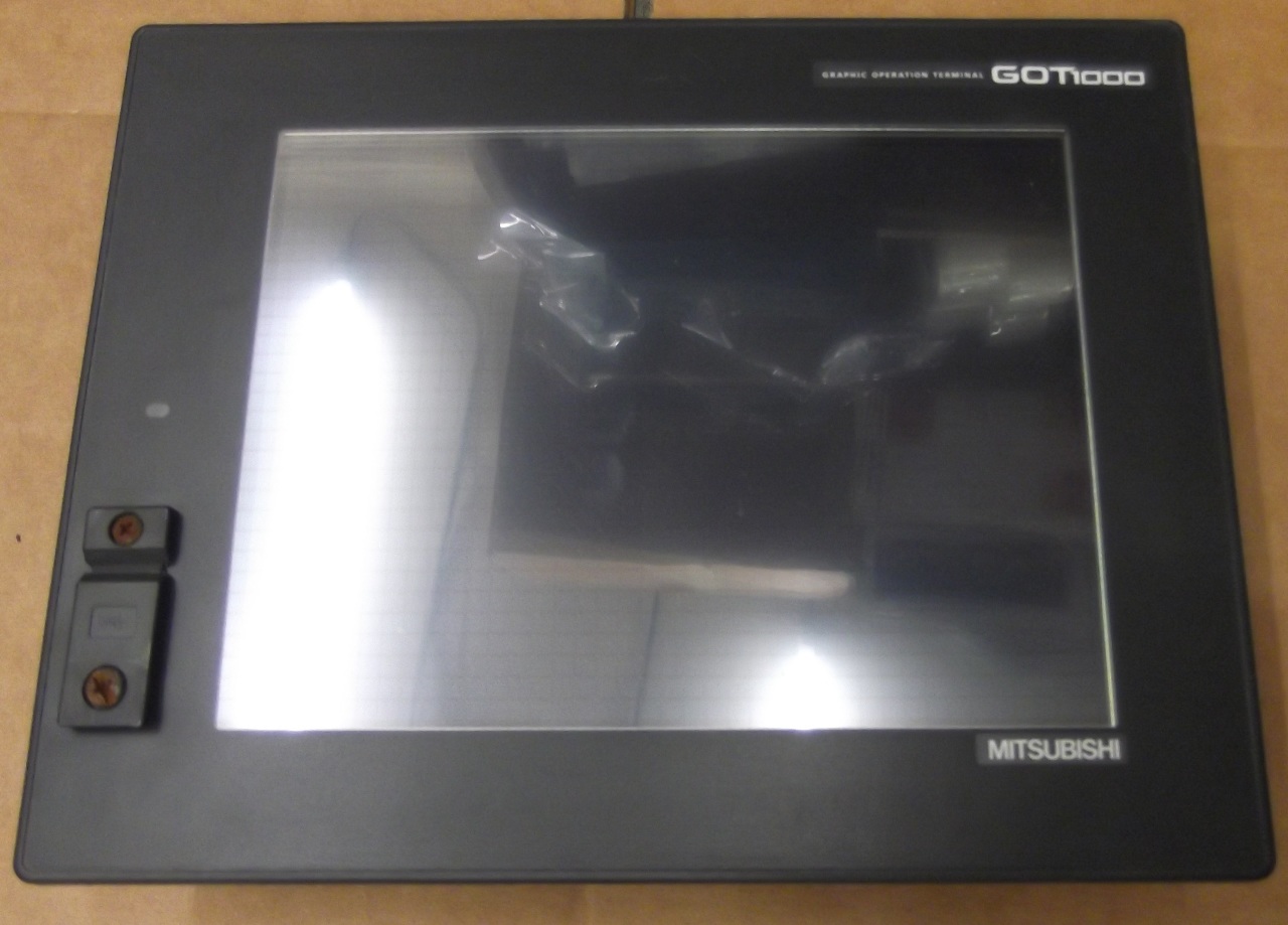 GT1562-VNBD HMI " MITSUBISHI "
