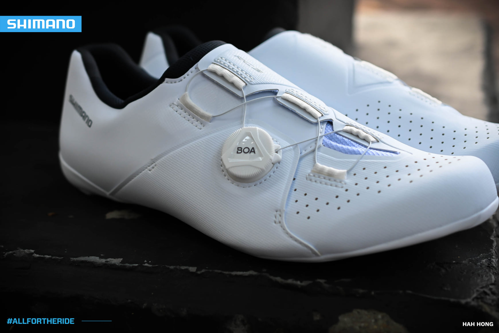 รองเท้าเสือหมอบ SHIMANO SHRC300 ROAD SHOES หน้ากว้าง น้ำหนักเบา 2021