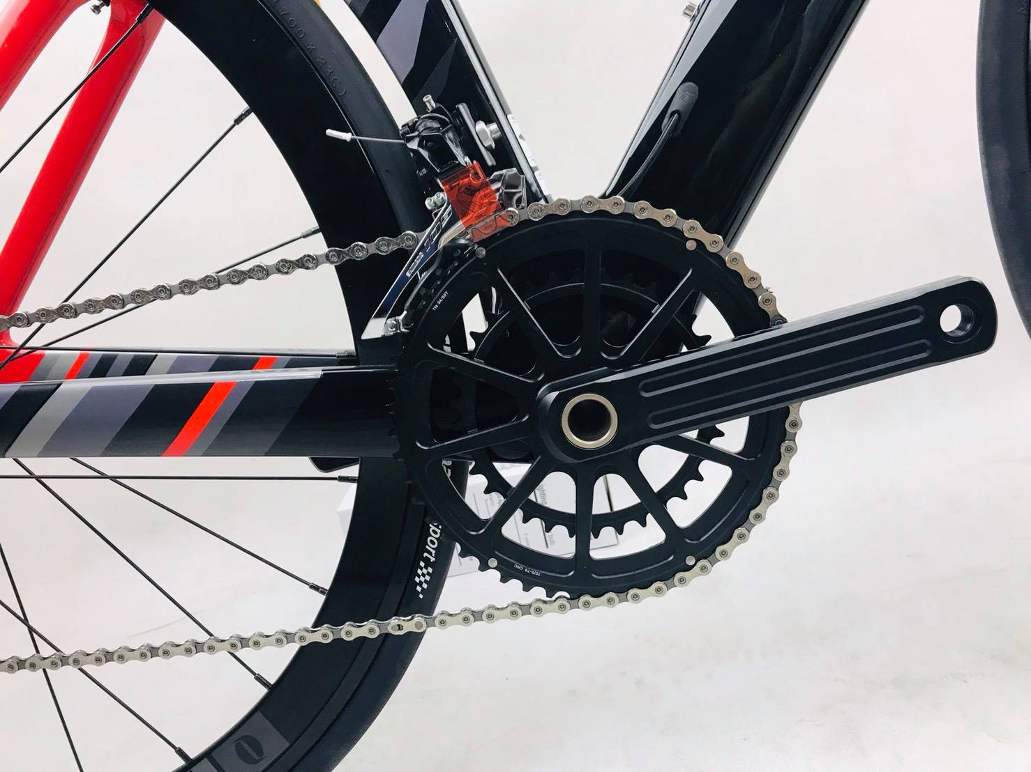 จักรยานไตรกีฬา JAVA TORNADO TT Triathlon bikes เฟรมคาร์บอน ล้อ DECA42, ชุดขับ 105 22สปีด