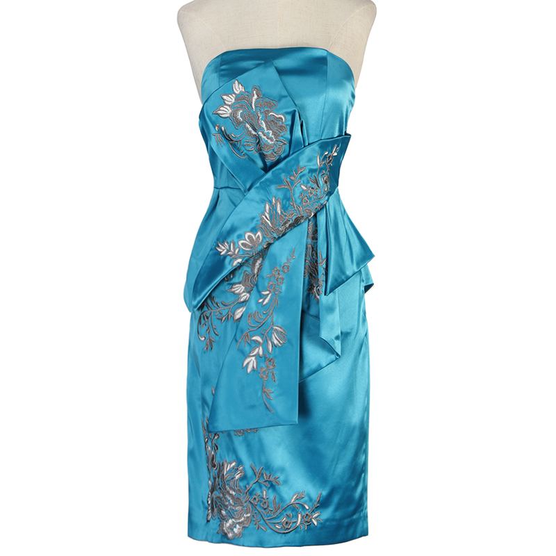 พร้อมส่ง ชุดราตรีสั้น เกาะอก Karen สีน้ำทะเล ปักดอกสีเงิน จับเดรปด้านหน้า (เหลือเฉพาะไซส์ S)