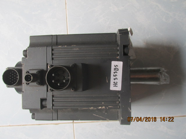 SERVO MOTOR “ MITSUBISHI ” รุ่น HC353BS