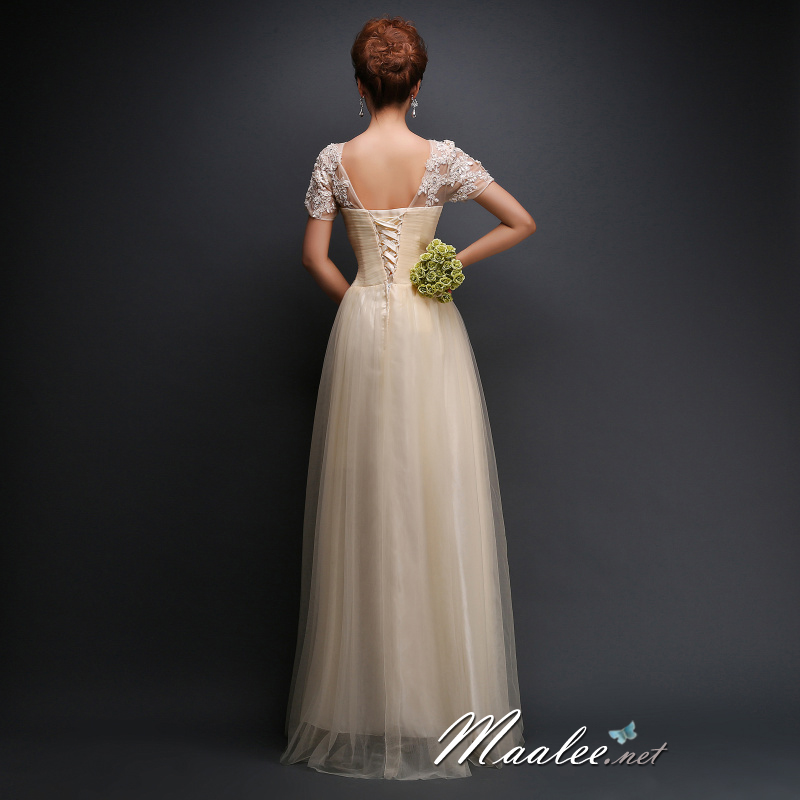 พร้อมเช่า ชุดราตรียาว แขนสั้น แต่งผ้าตาข่ายนิ่มทั้งชุด ปักเลื่อม&ลูกไม้ แบบเรียบหรู สไตล์เจ้าหญิง สีครีม Champagne