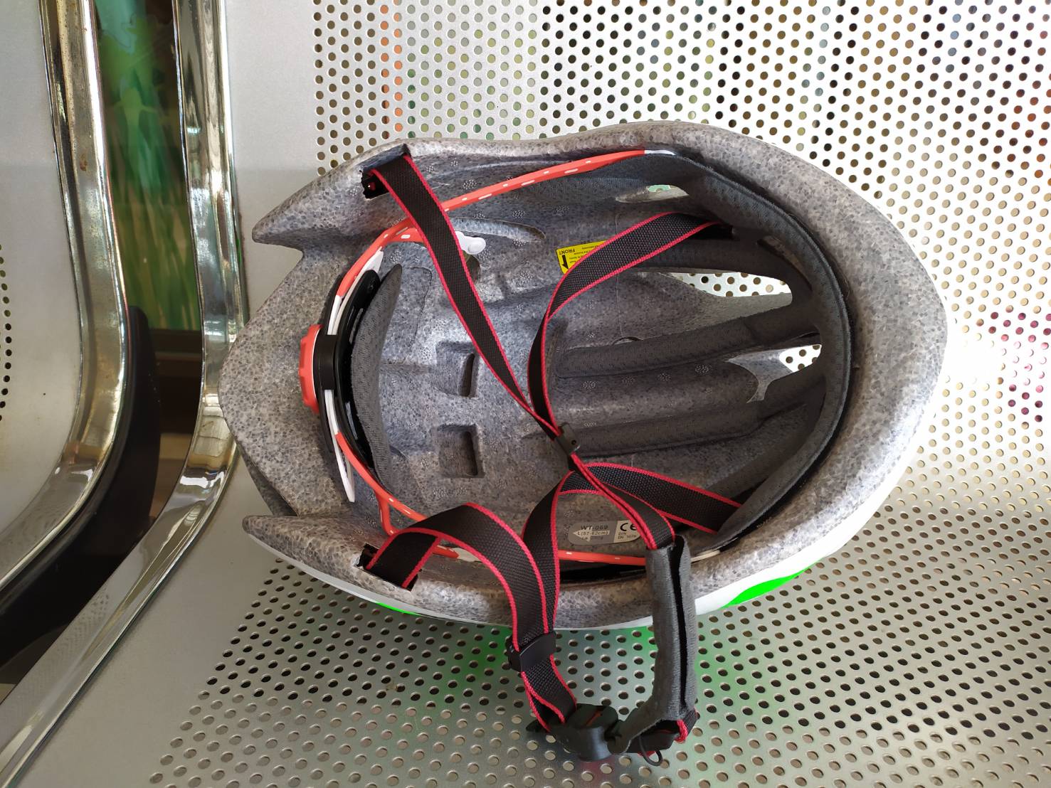 หมวกจักรยาน Basecamp ,WT069B ทรงแอร์โรว (มีกล่อง)