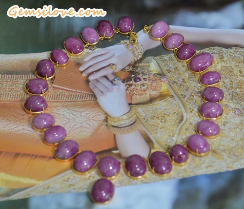 สร้อยทับทิมขนาดใหญ่ 557 กะรัต (0390)