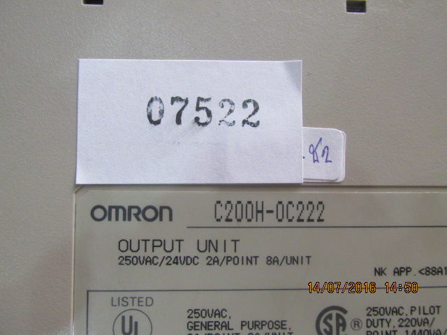 PLC “ OMRON ” รุ่น C200H-OC222