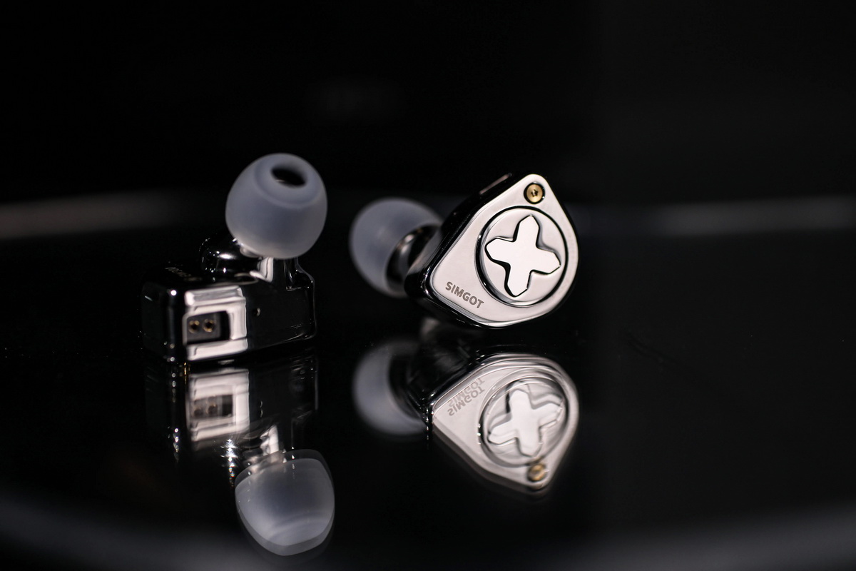 Simgot EW300 หูฟัง IEMs Hybrid 3 ไดร์เวอร์ 1DD+1Planar+1PZT เปลี่ยนท่อนำเสียงได้ ประกันศูนย์ไทย