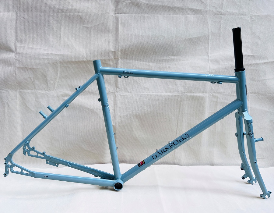 จักรยานทัวร์ริ่ง DARKROCK Super Travel Long-distance Wagon (M3100) ALIVIO 3*9 วงล้อ 26 นิ้ว เฟรม Reynolds 520 วีเบรค