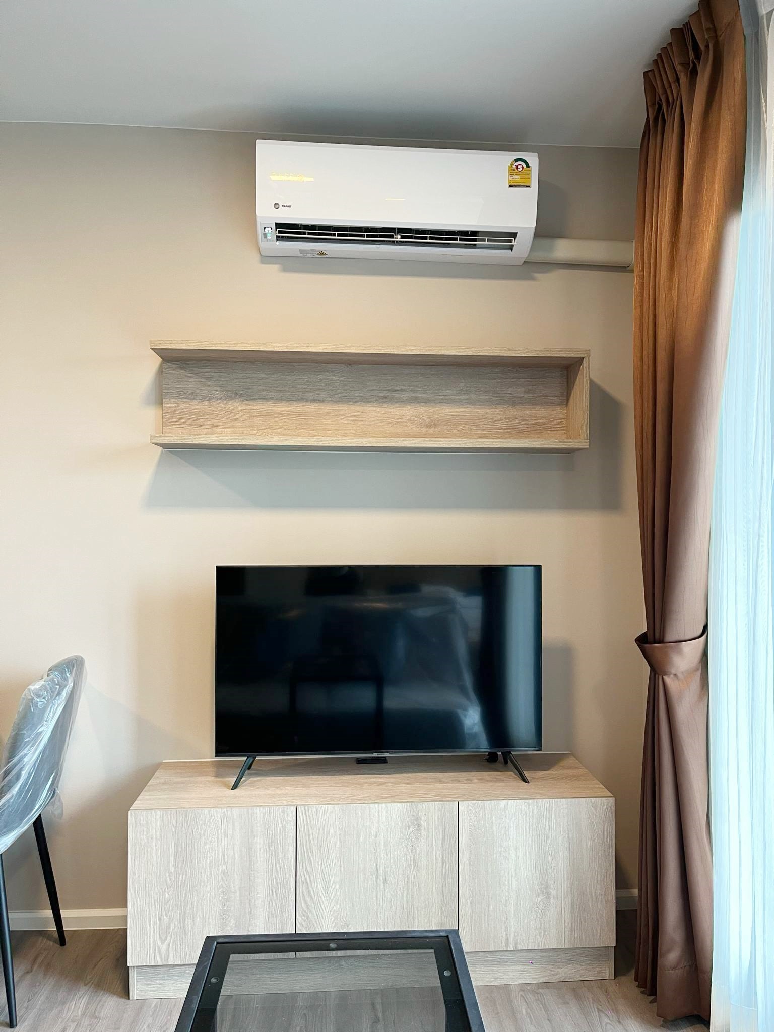 ให้เช่าดีคอนโด ไฮด์อเวย์-รังสิต ตึกB 28 ตร.ม.เฟอร์ครบ ตรงข้ามธรรมศาสตร์รังสิต