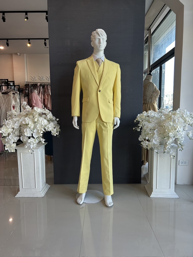 พร้อมเช่า ชุดสูทชาย สีเหลืองพาสเทล 1 กระดุม (พร้อมเสื้อกั๊ก) ผ้า Cotton twill 100% ทอลายในตัว