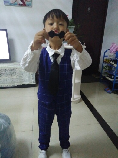Pre-order ชุดสูทเด็กชาย สีน้ำเงินลายตาราง แบบเท่น่ารัก