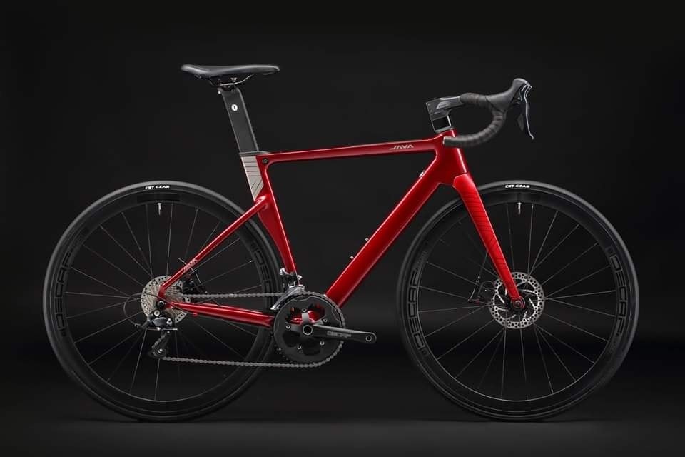 จักรยานเสือหมอบ JAVA SILURO 6 DISC เฟรมอลู ตะเกียบคาร์บอน เกียร์ Shimano Sora 2*9 สปีด