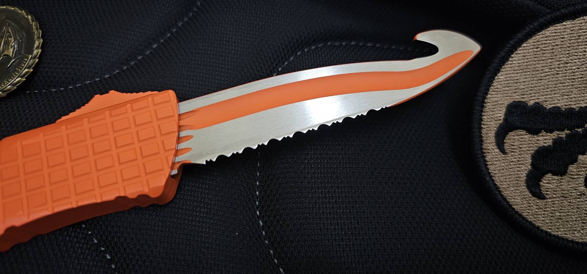 Microtech Auto Combat Troodon Rescue