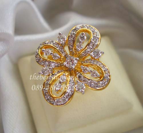 BR611+แหวนนกยูง+++ แหวนเพชร cz หรูหรามากๆๆ สวยสุดๆ หากชอบแหวนอลังการ แบบRight Hand Ring ต้องไม่พลาด ใส่แล้วสวยเต็มนิ้ว งานละเอียดสวยมาก เพชรวิ๊งๆๆ