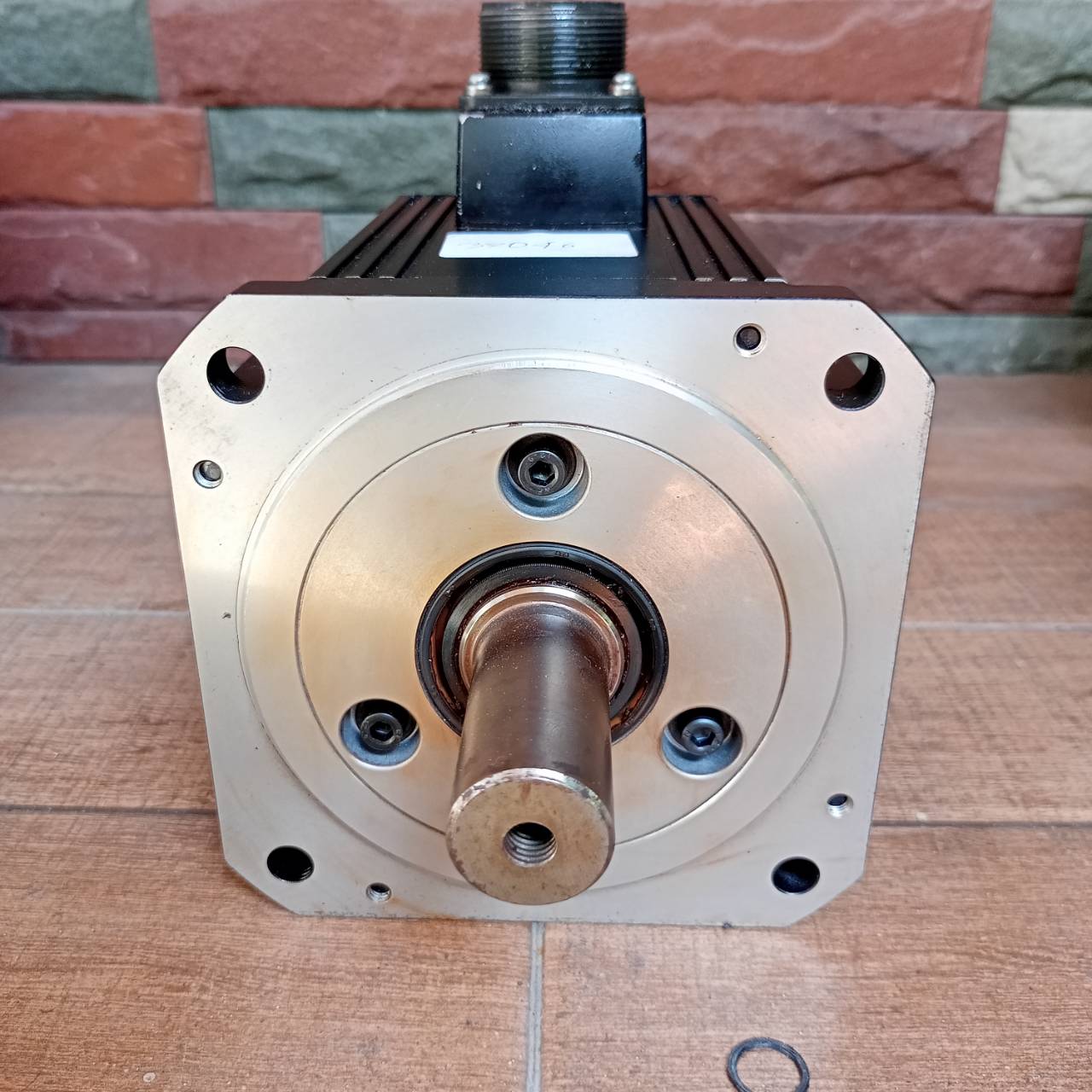 HC-SFS152 SERVO MOTOR “ MITSUBISHI ”