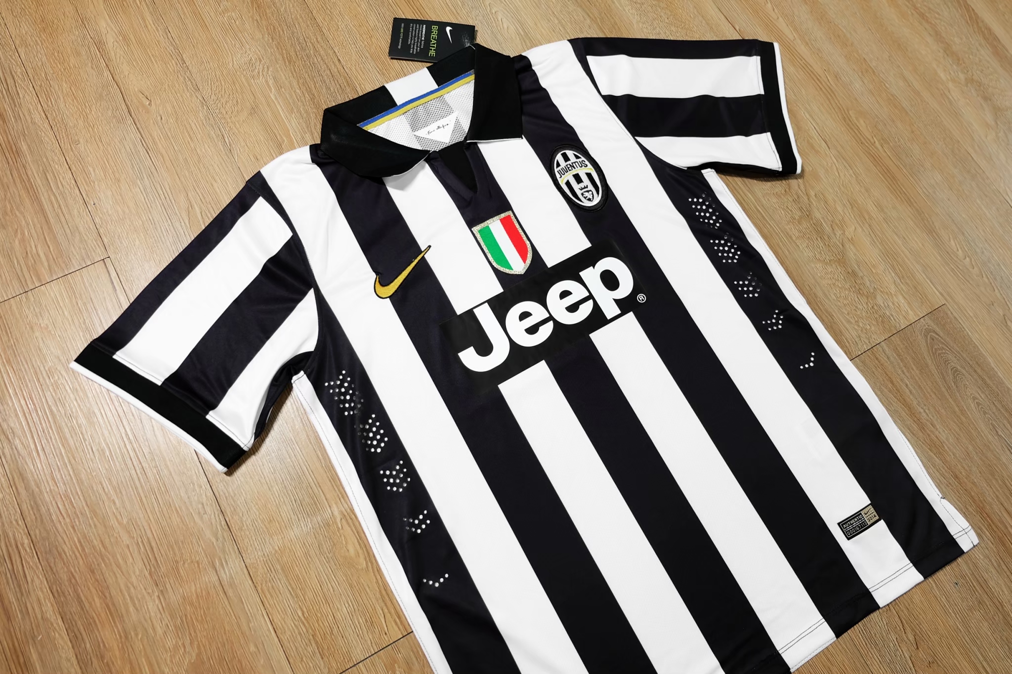 Juventus 2014/15 Home Jersey UEFA Champions League เสื้อบอลย้อนยุค เสื้อยูเวนตุสย้อนยุค