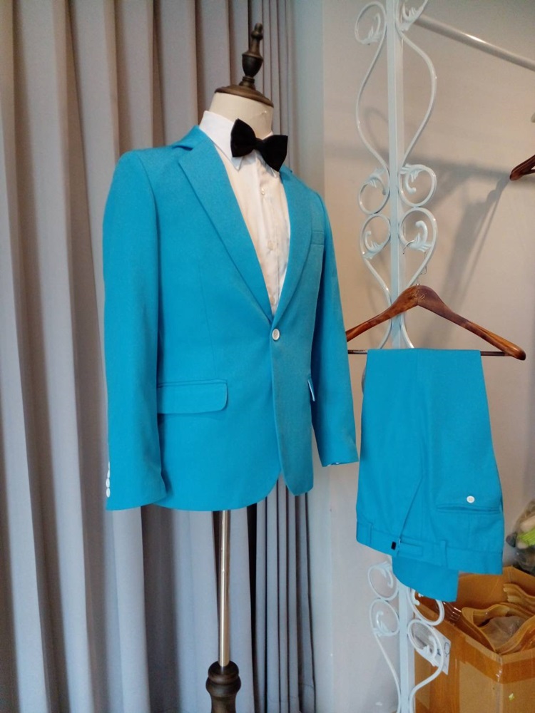 พร้อมเช่า ชุดสูทชาย สีฟ้าสด สไตล์เกาหลี กระดุมเดียว ไม่มีเสื้อกั๊ก