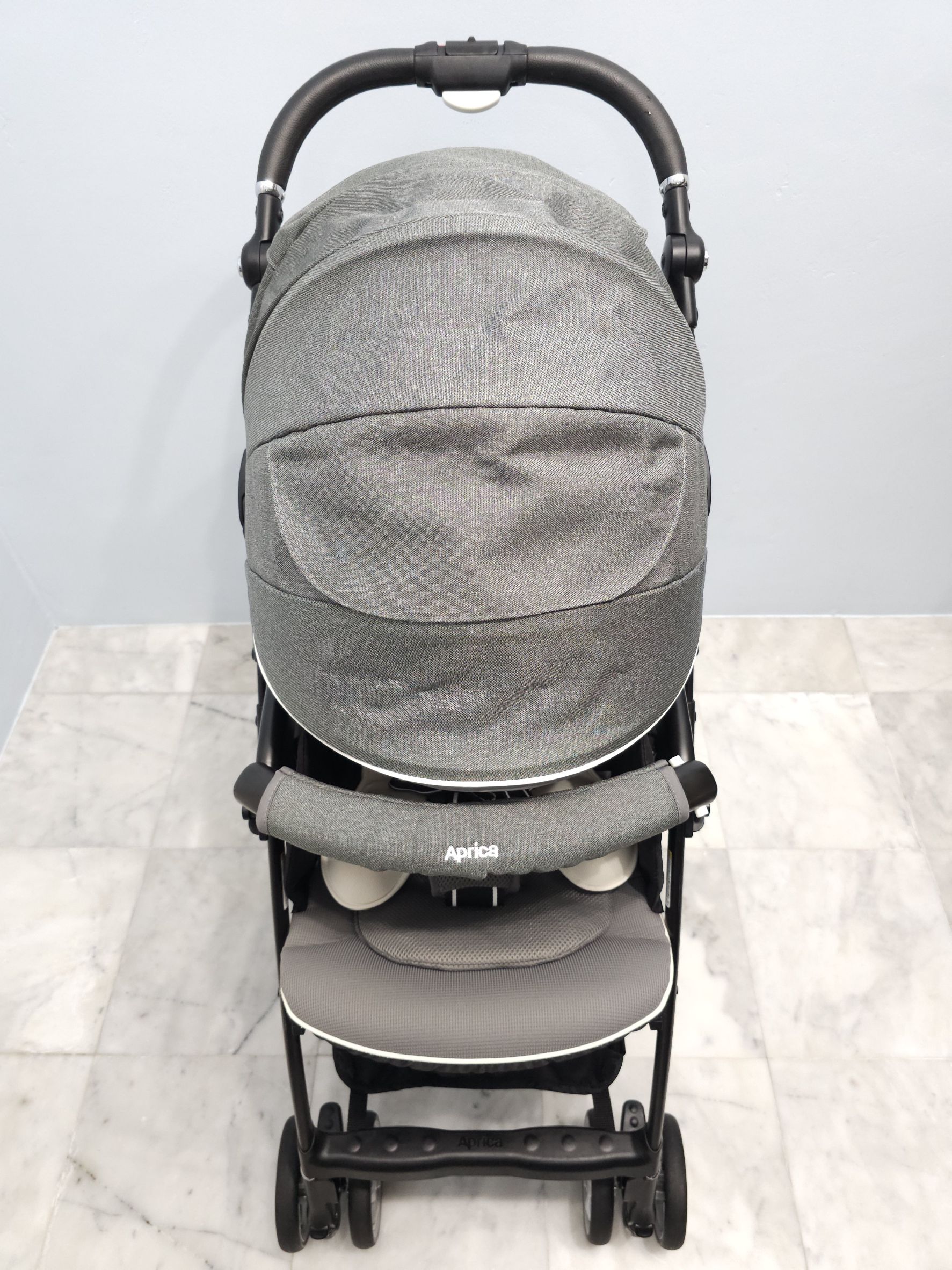 Aprica Luxuna Bitte Cushion รุ่นใหม่ ขายเฉพาะในญี่ปุ่น มือจับหุ้มหนัง นุ่มมือ ทำความสะอาดง่าย