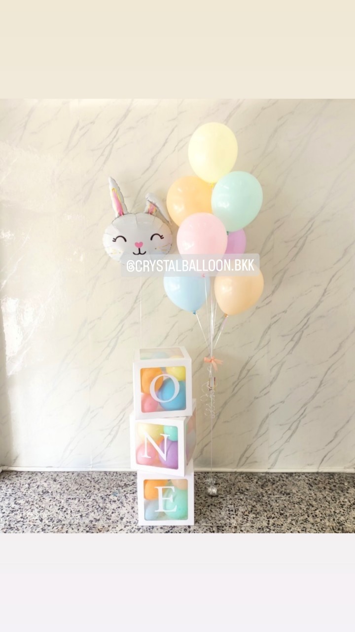 ลูกโป่ง วันเกิดเด็ก ช่อลูกโป่ง ช่อ 7 ลูก 1 ช่อ สีพาสเทล พร้อม ฟอยล์กระต่าย สีขาว 1 ชิ้น พร้อม กล่องใส ขนาด 12" ติดตัวอักษร 3 กล่อง พร้อมตกแต่ง สามารถเปลี่ยนสีลูกโป่ง/เปลี่ยนข้อความ/เปลี่ยนฟอยล์ตกแต่งได้
