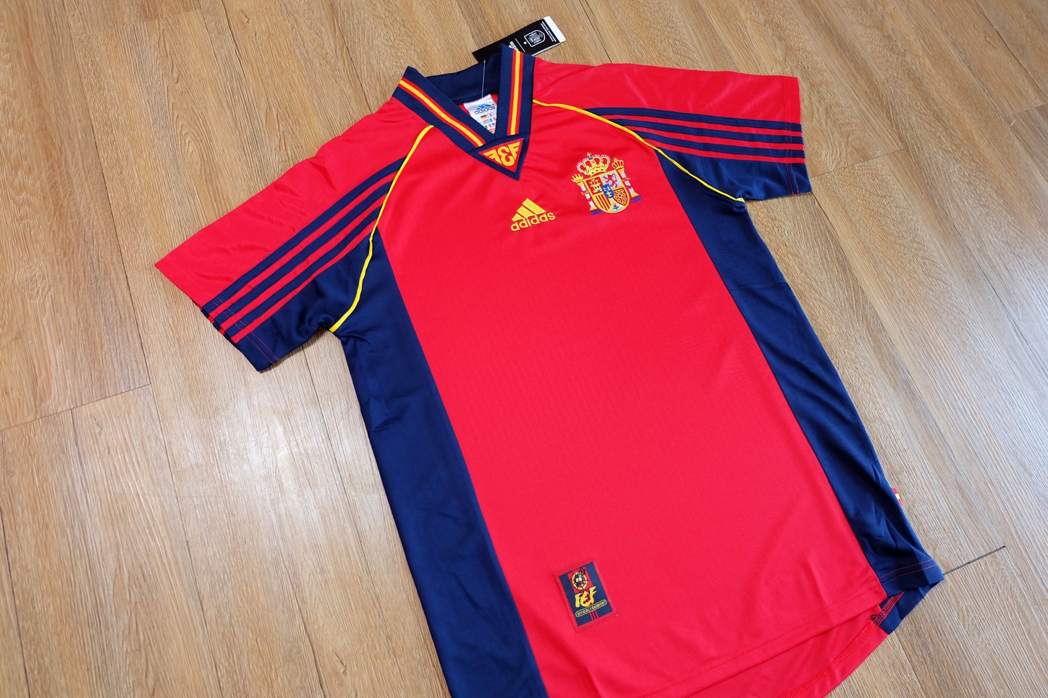 Spain 1998/99 Vintage Jersey เสื้อทีมชาติสเปนย้อนยุค