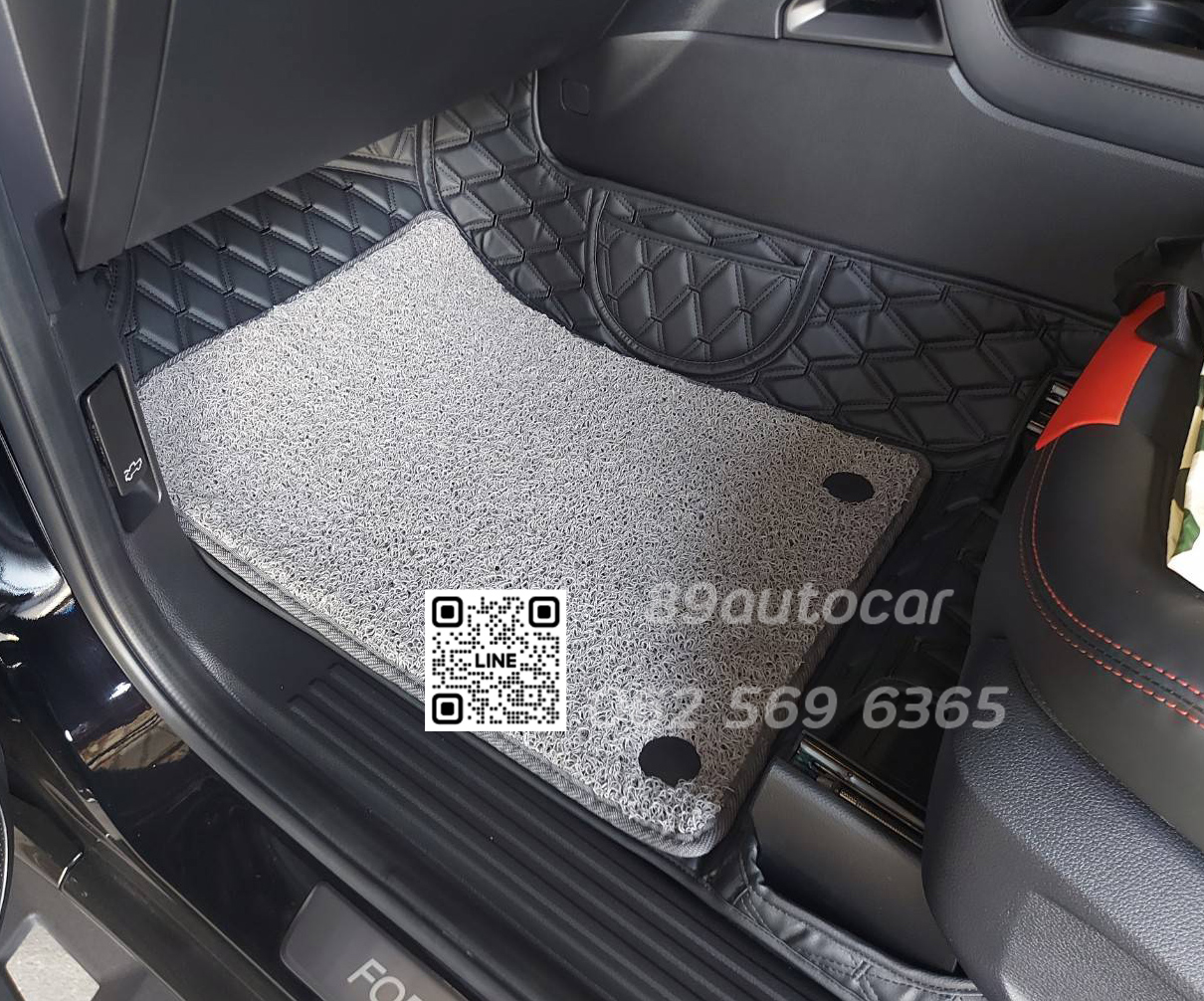 Ford Ranger (ฟอร์ด เรนเจอร์) 2023 ปูพรมVVIP สีดำด้ายดำ เสริมพรมดักฝุ่นสีเทา