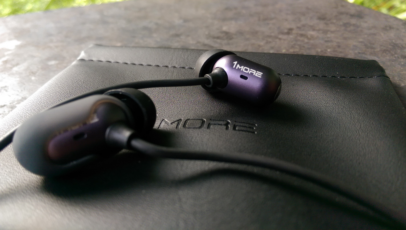 ขาย 1more C1002 หูฟัง2ไดรเวอร์ทรงแคปซูล