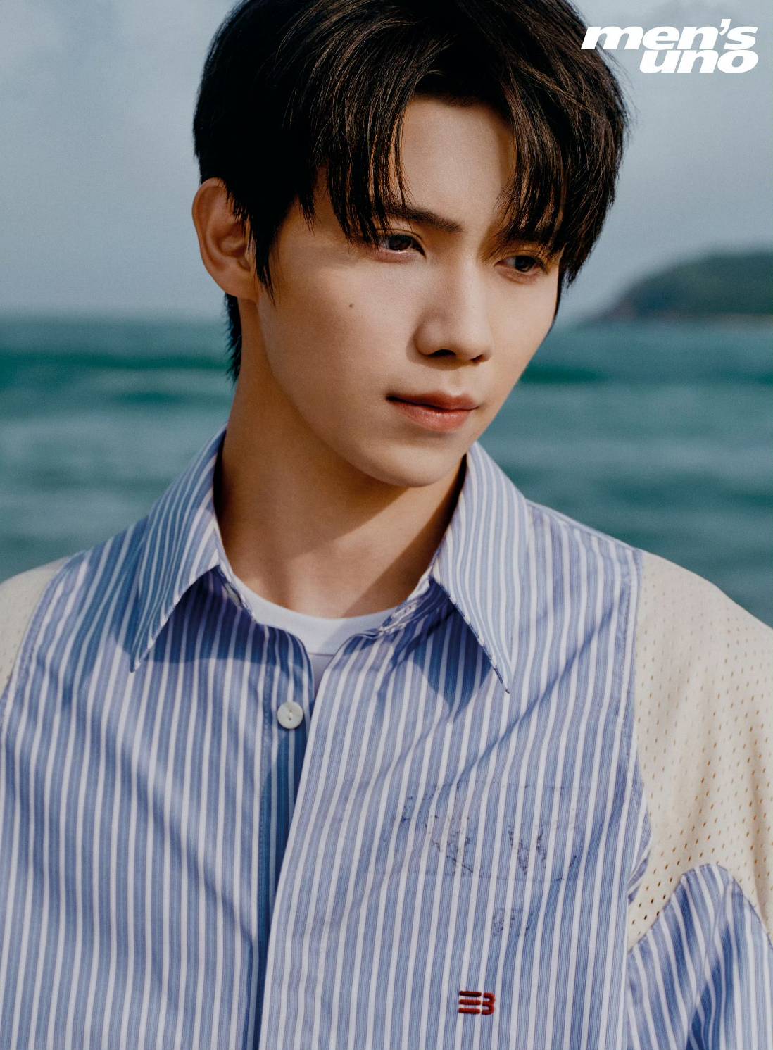 นิตยสาร Men's UNO หลัวอีโจว เดือน 8/2023 +โปสเตอร์พับ official