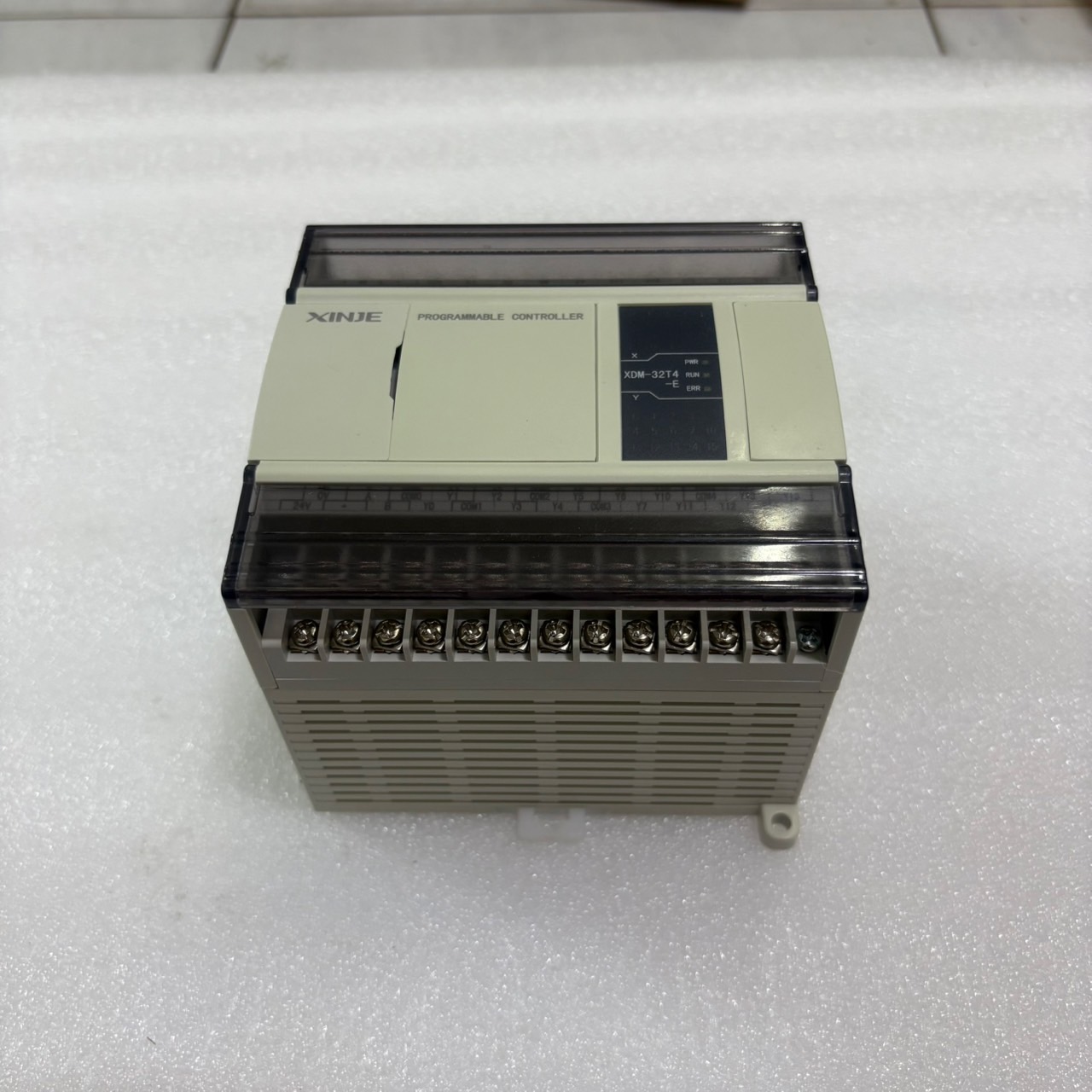 XDM-32T4-E PLC " XINJE "