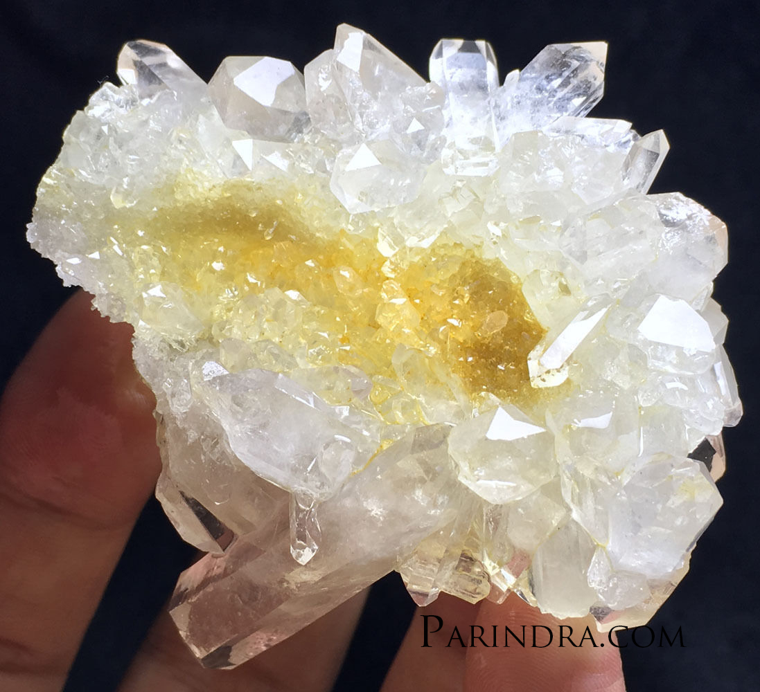 หินแร่ Quartz คริสตัลควอตซ์ แท้ สมบูรณ์มาก แบบกลุ่ม Cluster QRZT000